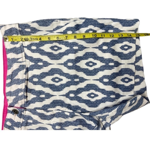 Isaac Mizrahi Tailored Short Dotty Print Flat Front Pockets Women's Size 14 - Picture 3 of 12